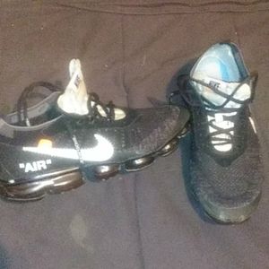 Off white vapormax
